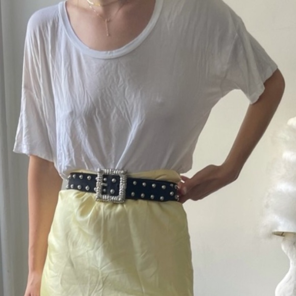 Amour Vert Plain White Oversized Scoop Neck Short Sleeve Tee Shirt Small (XS-M) - Picture 15 of 16